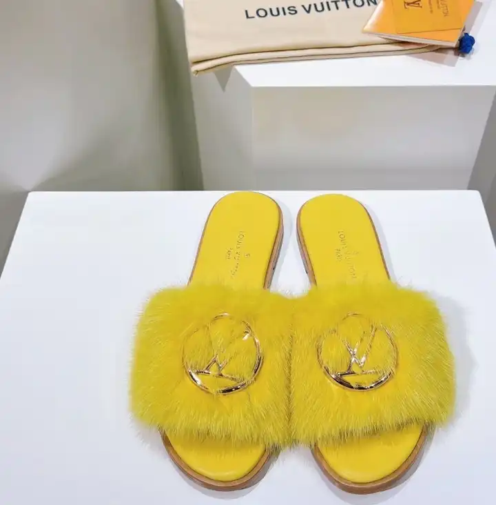 hype LV Slippers