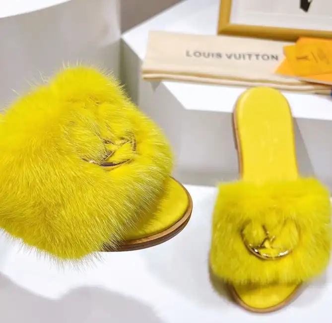 hype LV Slippers