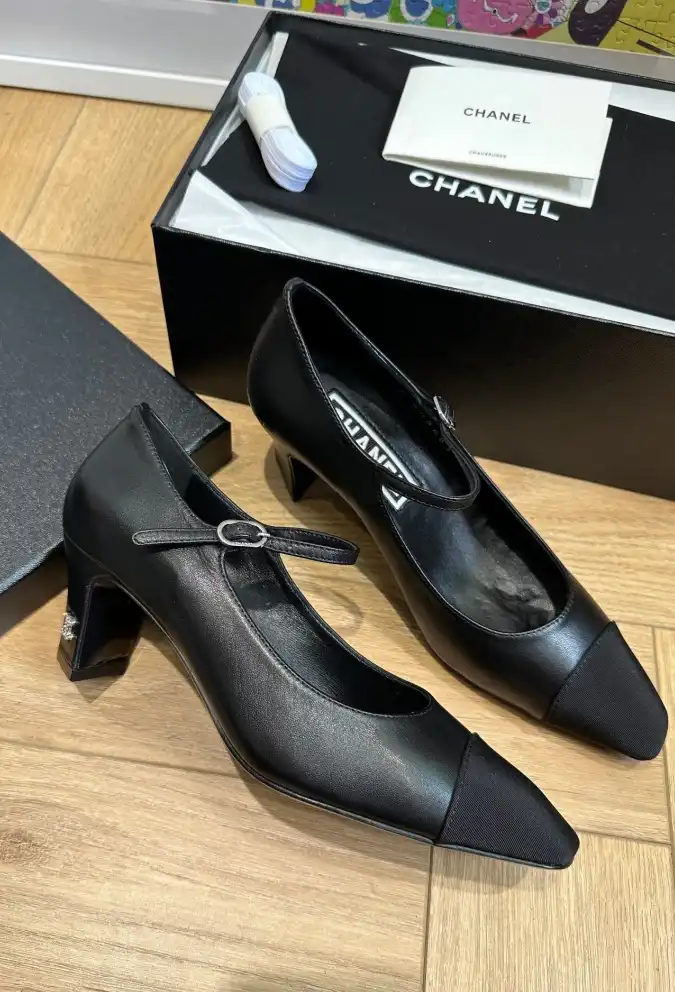 hype Chanel High Heels