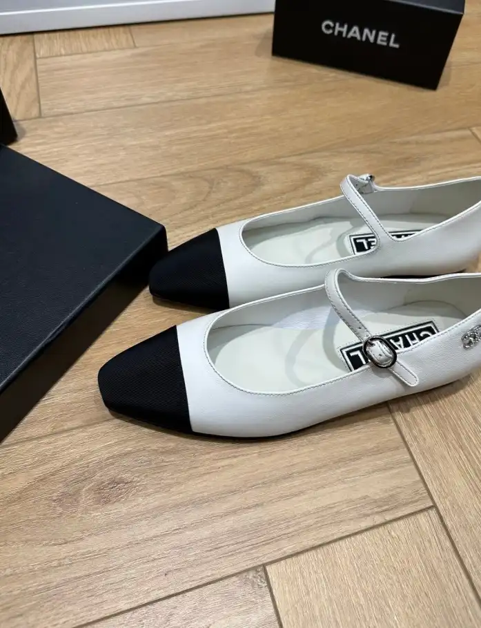 hype Chanel Flat Shoes