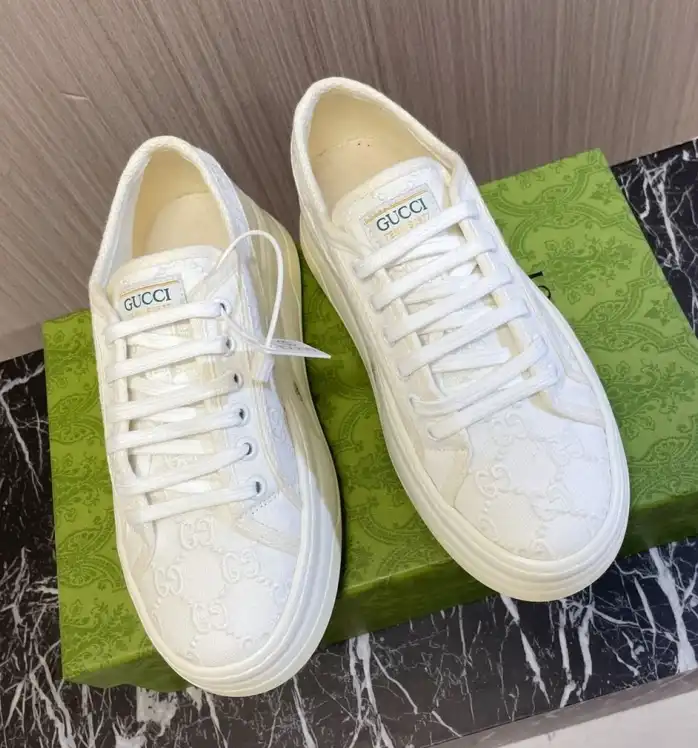 hype Gucci Sneakers