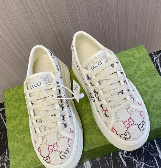 hype Gucci Sneakers