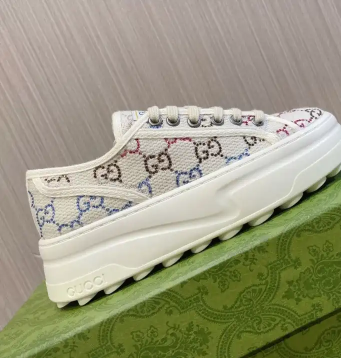 hype Gucci Sneakers