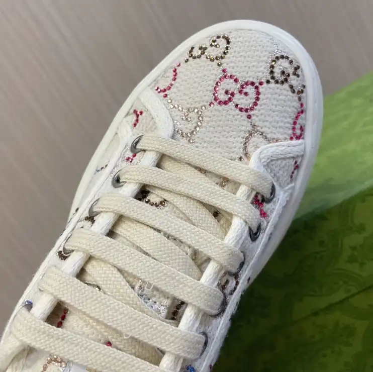 hype Gucci Sneakers