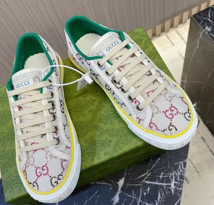 hype Gucci Sneakers