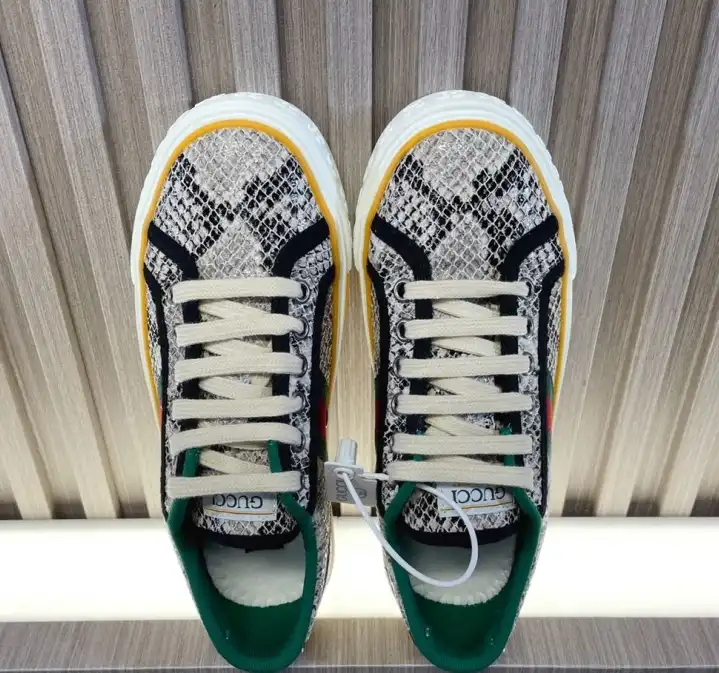 hype Gucci Sneakers