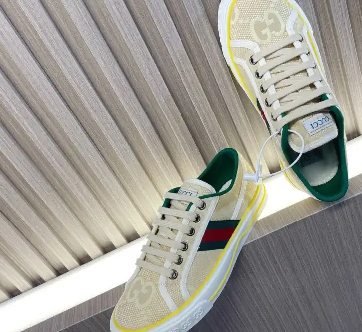 hype Gucci Sneakers