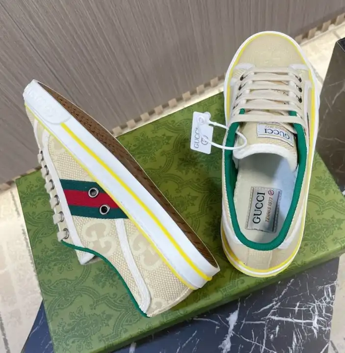 hype Gucci Sneakers