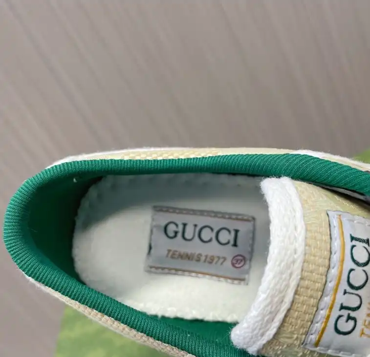 hype Gucci Sneakers