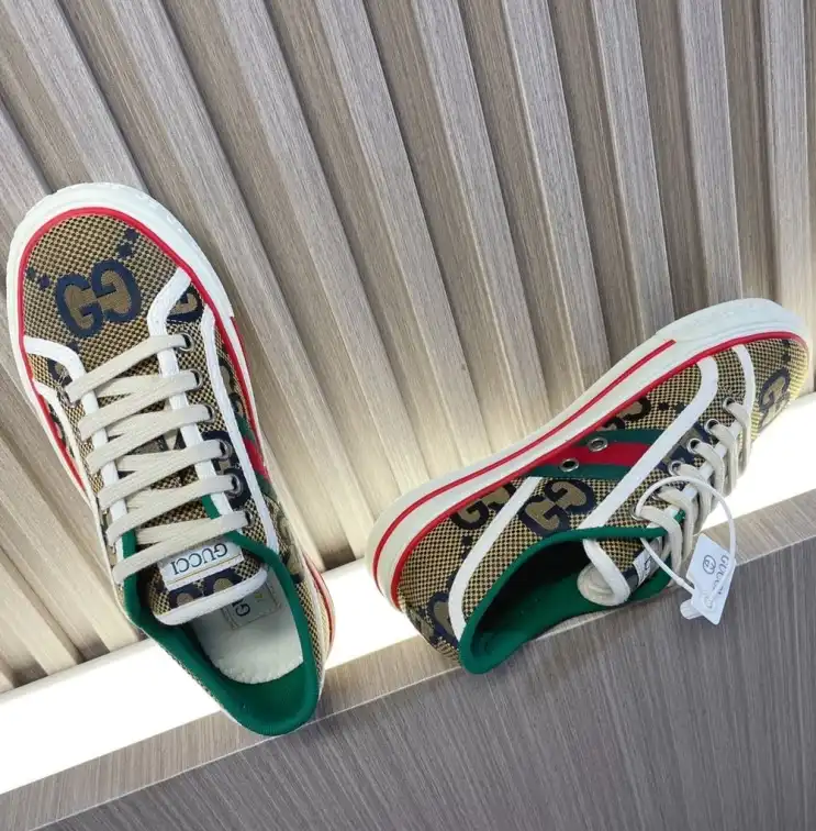 hype Gucci Sneakers