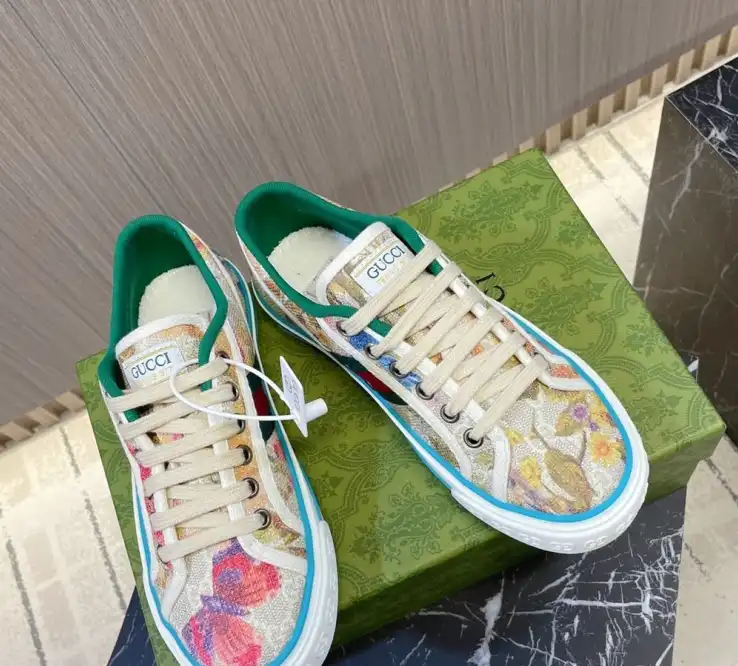 hype Gucci Sneakers