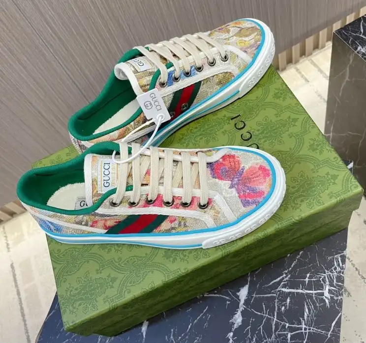 hype Gucci Sneakers