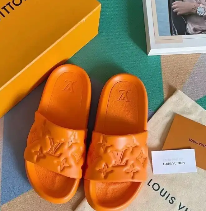 hype LV Slippers