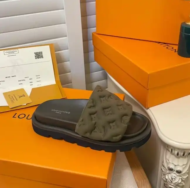 hype LV Slippers