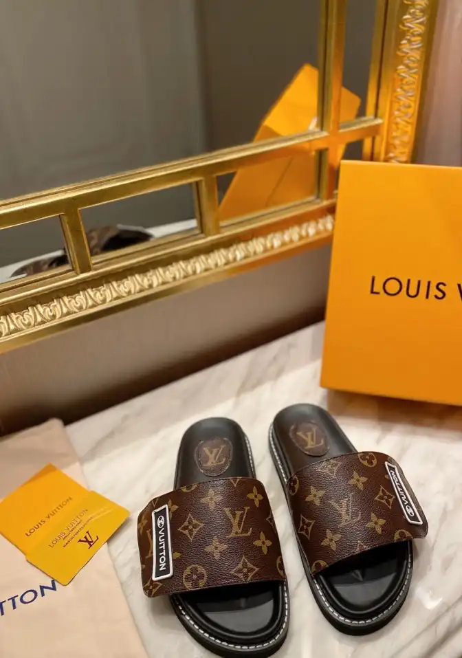 hype LV Slippers