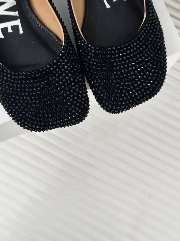 hype Loewe Slippers