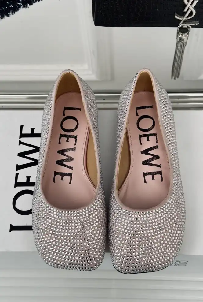 hype Loewe Slippers