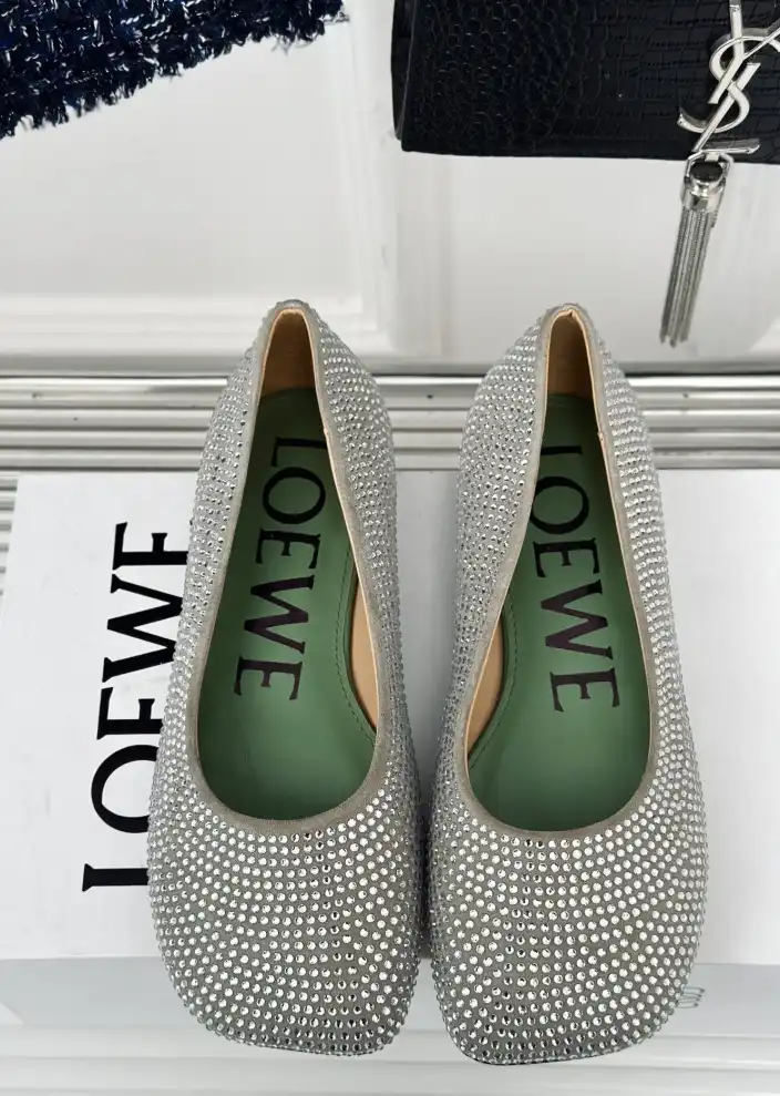 hype Loewe Slippers