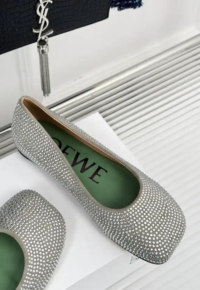 hype Loewe Slippers