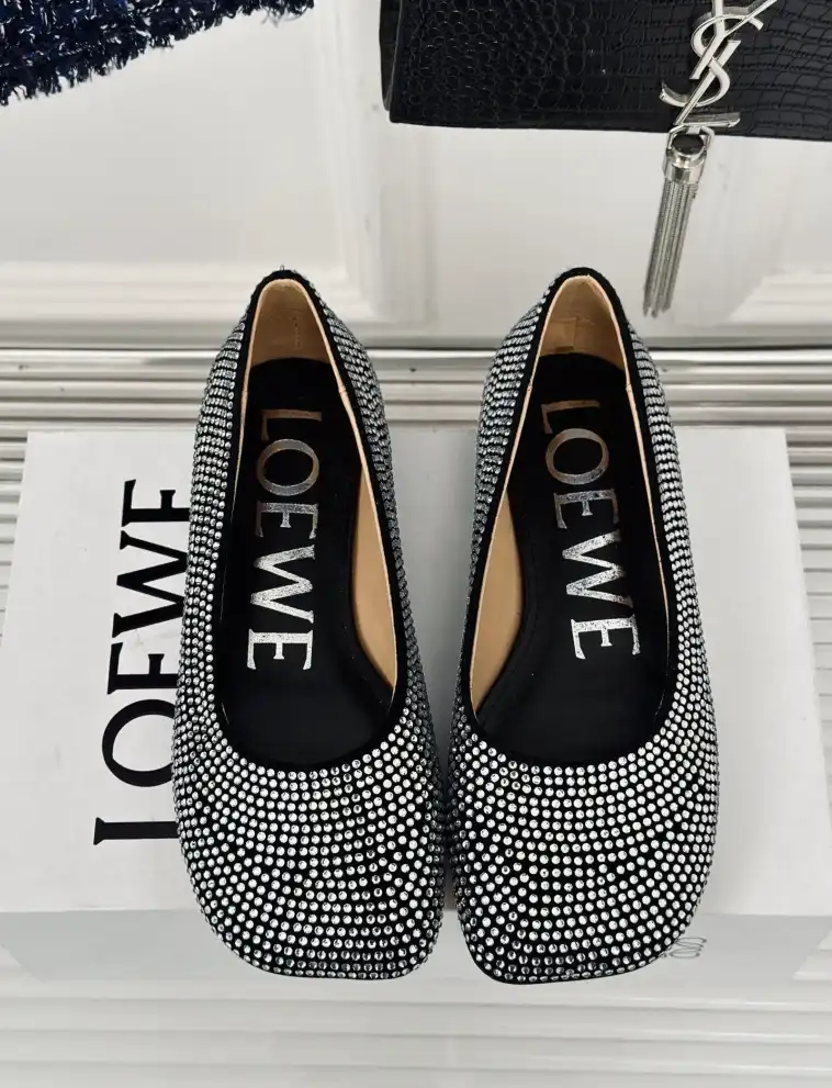 hype Loewe Slippers