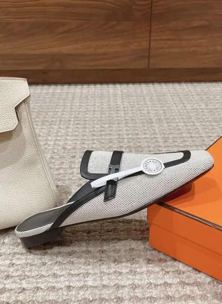 hype Hermes Slippers