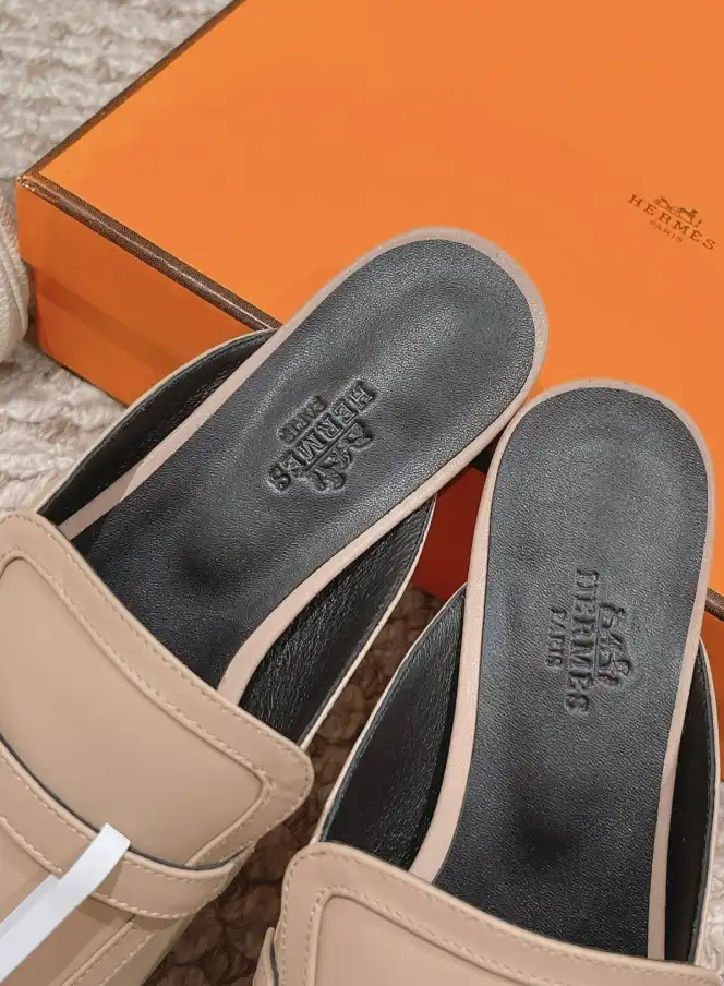 hype Hermes Slippers