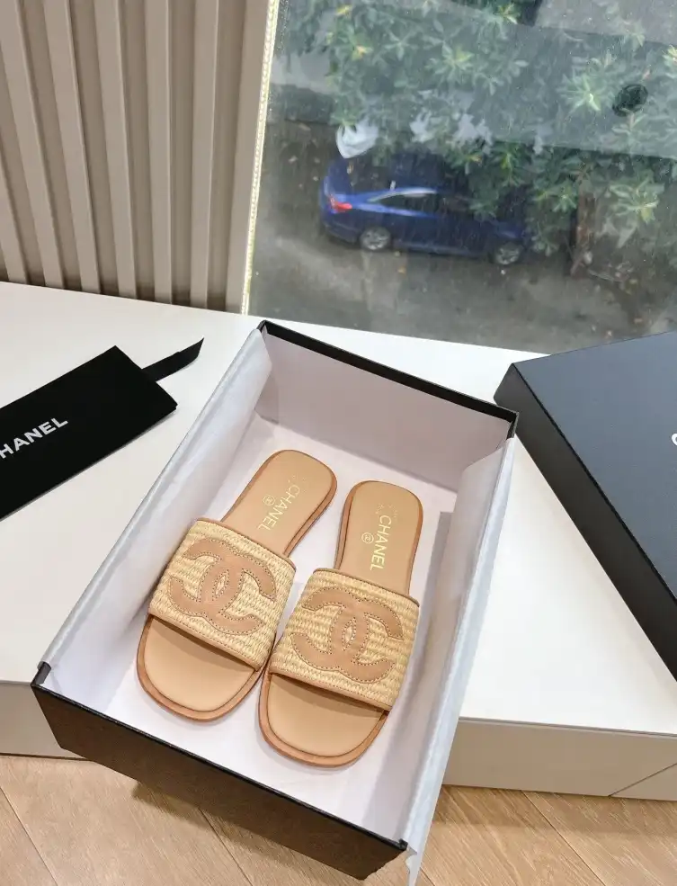 hype Chanel Slippers