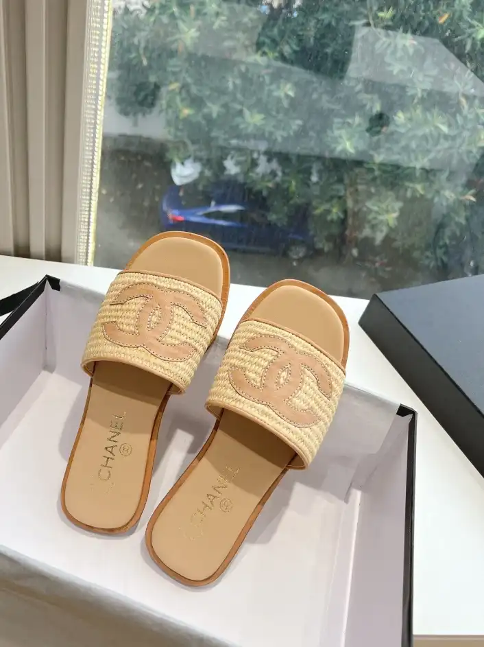 hype Chanel Slippers