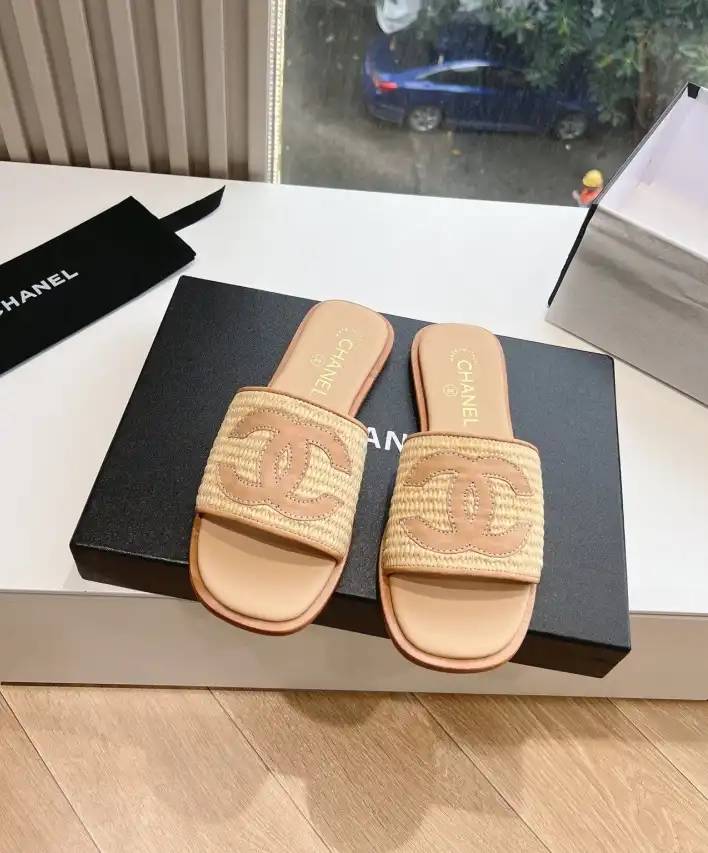 hype Chanel Slippers