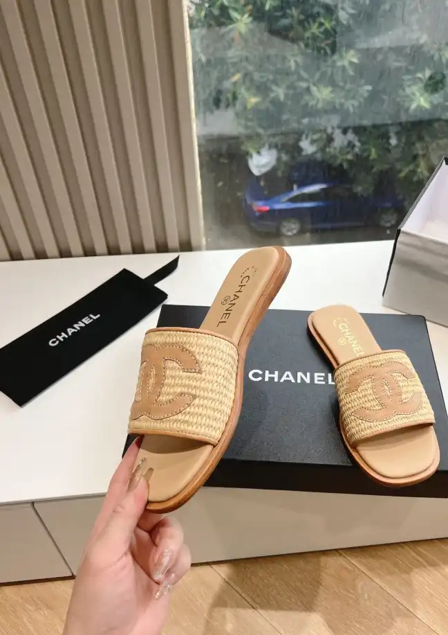 hype Chanel Slippers