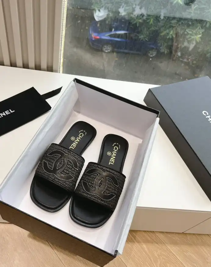 hype Chanel Slippers