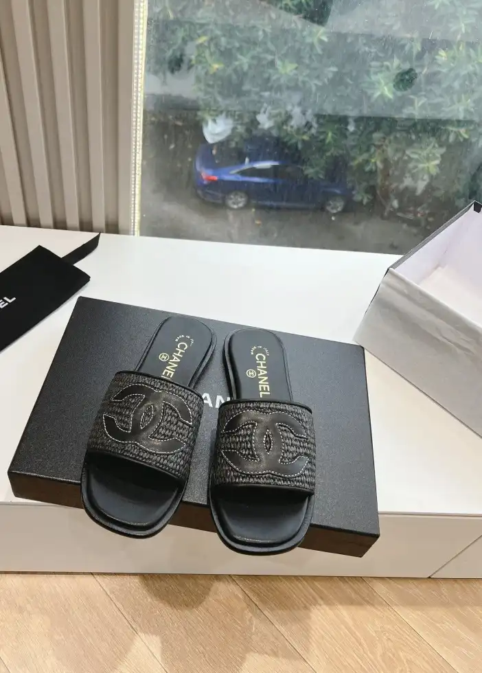 hype Chanel Slippers