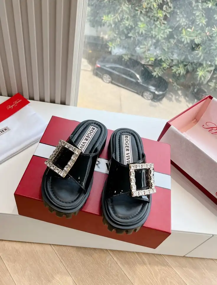 hype Roger Vivier Slippers