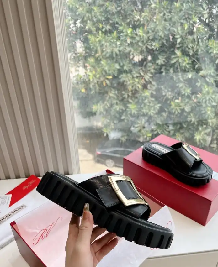 hype Roger Vivier Slippers