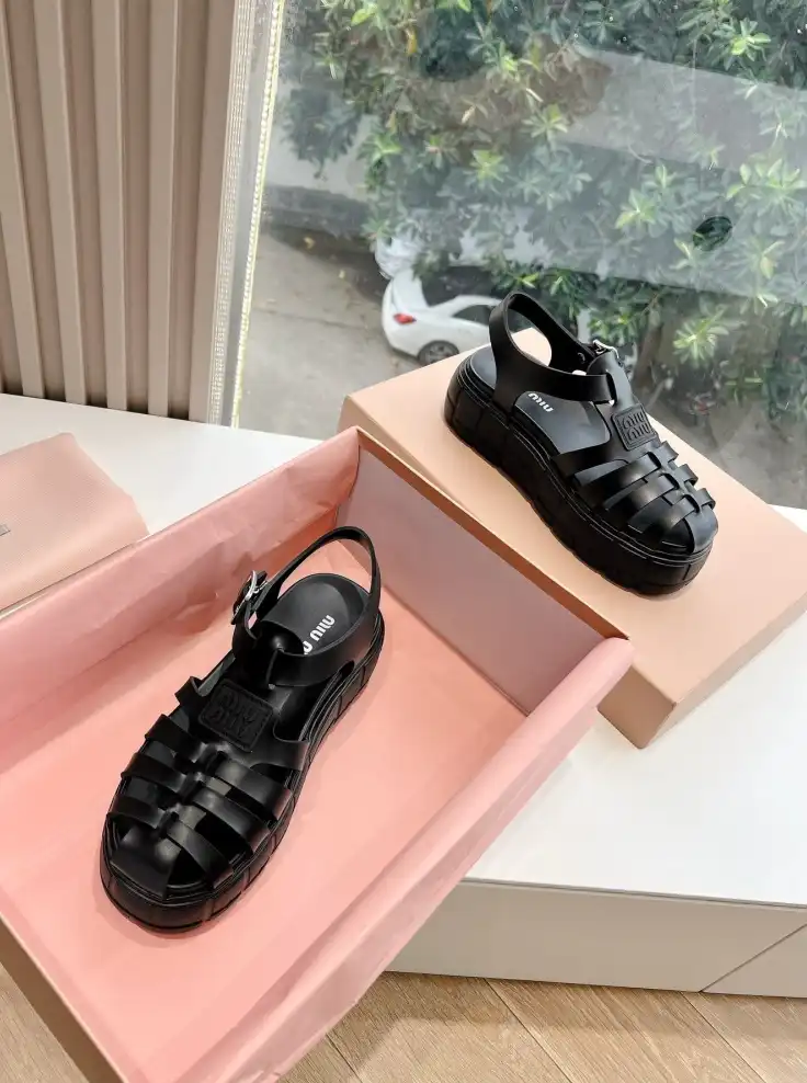 hype Miu Miu Sandals