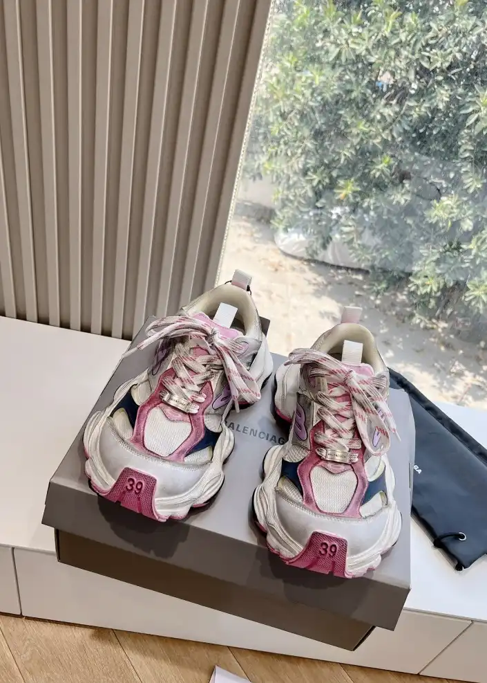 hype Balenciaga Sneakers