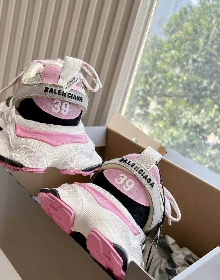 hype Balenciaga Sneakers