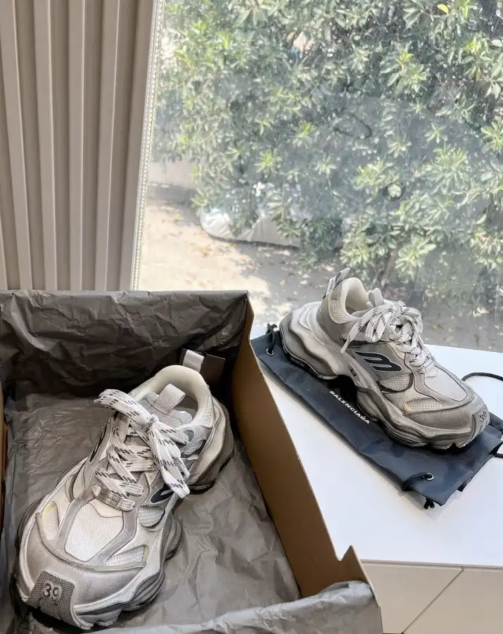 hype Balenciaga Sneakers