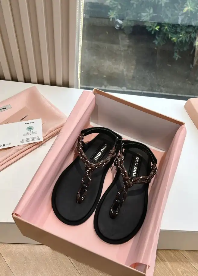 hype Miu Miu Sandals