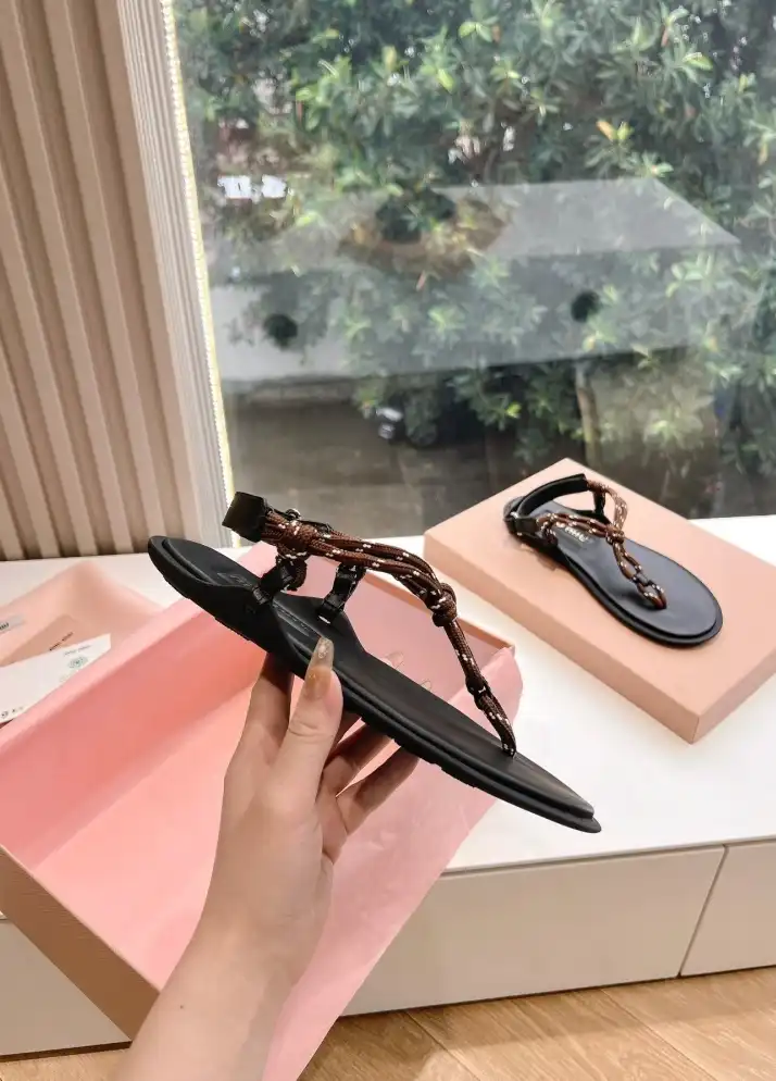 hype Miu Miu Sandals