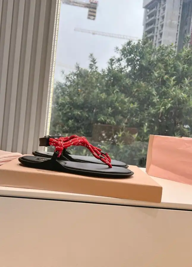 hype Miu Miu Sandals