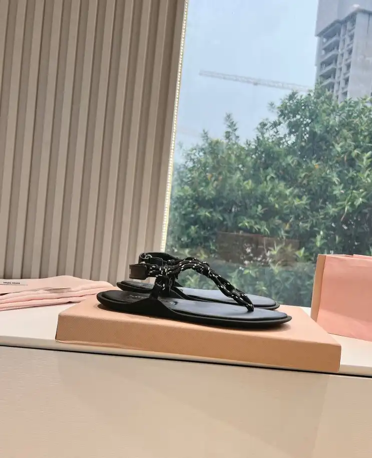 hype Miu Miu Sandals