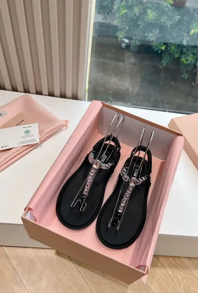 hype Miu Miu Sandals