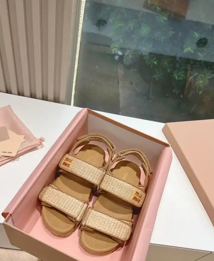 hype Miu Miu Sandals