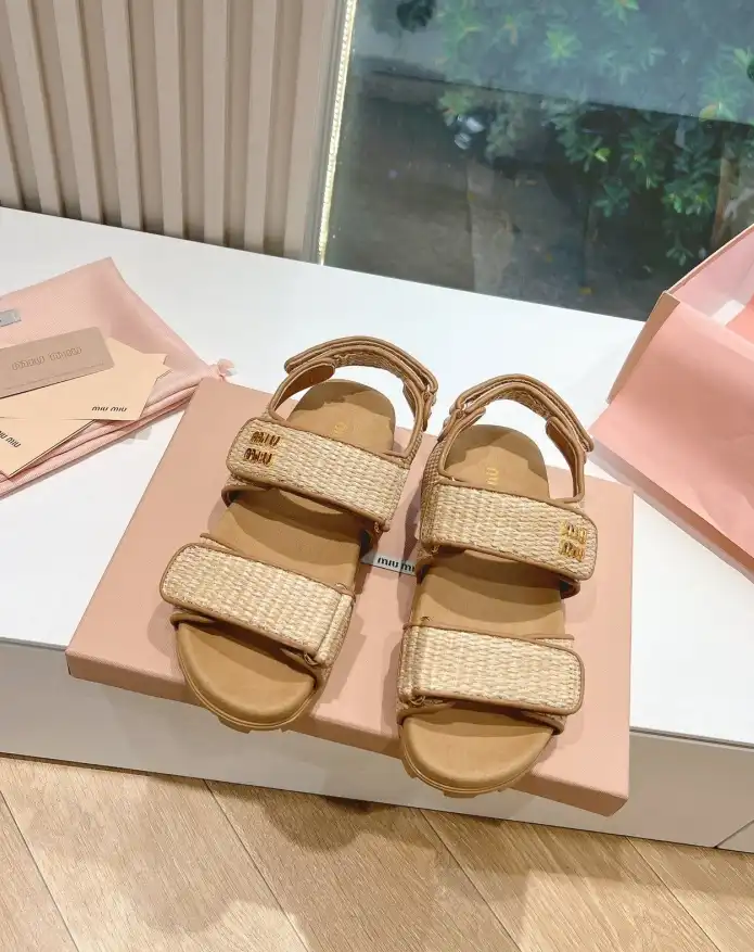 hype Miu Miu Sandals