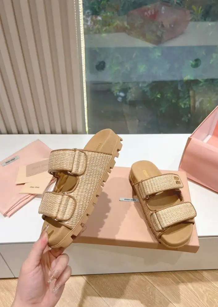 hype Miu Miu Sandals