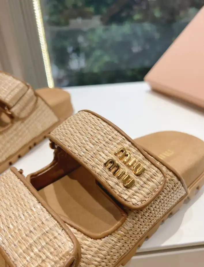 hype Miu Miu Sandals