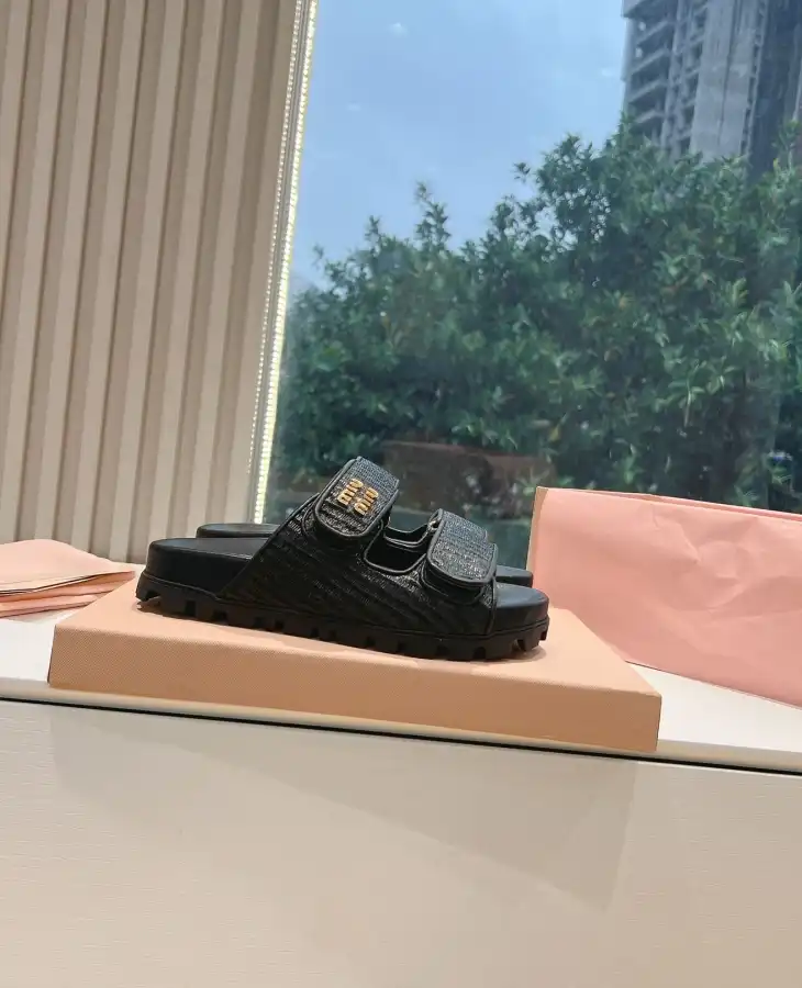 hype Miu Miu Sandals