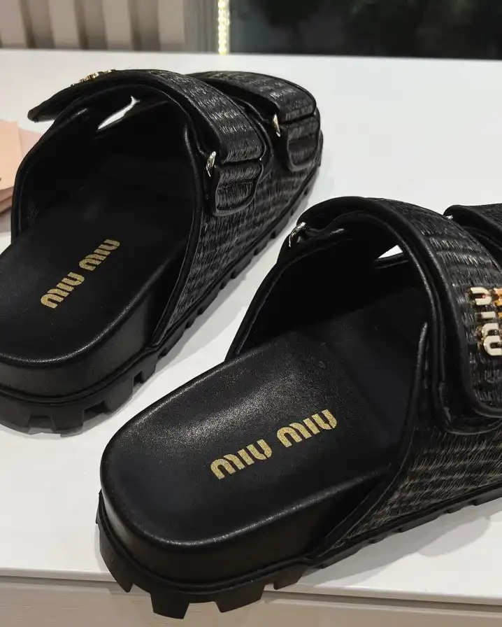 hype Miu Miu Sandals