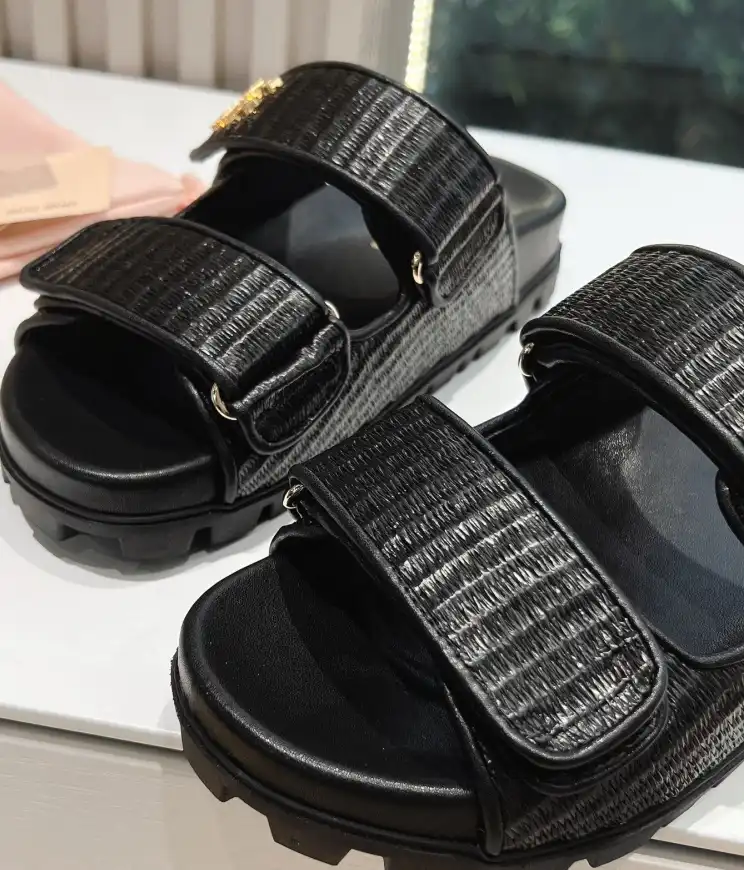 hype Miu Miu Sandals